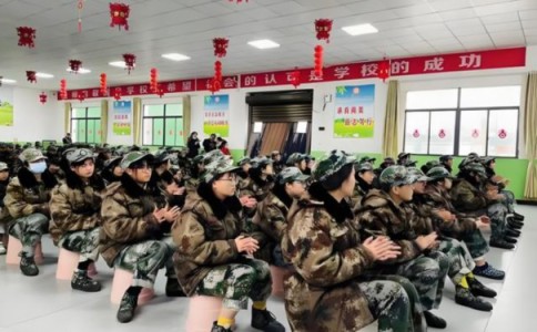 上海市金山区全封闭问题小孩学校,心理支持结合文化课,成长不断档!-第2张图片-旻正励志 上海市金山区全封闭问题小孩学校,心理支持结合文化课,成长不断档!-第2张图片-旻正励志
