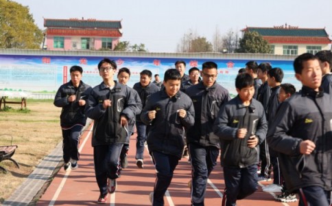 河源市源城区叛逆小孩全封闭管理学校各地家长好评!可以看,可核验!-第1张图片-旻正励志 河源市源城区叛逆小孩全封闭管理学校各地家长好评!可以看,可核验!-第1张图片-旻正励志