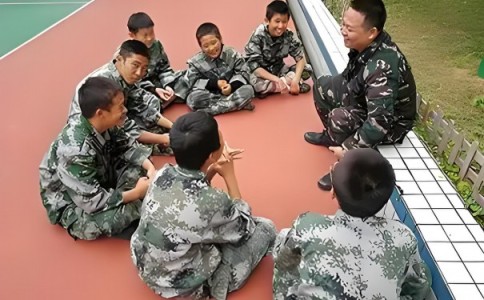 淮南市大通区青少年全封闭军事化学校,可到校参观,可视频看校,适合再入学!-第1张图片-旻正励志 淮南市大通区青少年全封闭军事化学校,可到校参观,可视频看校,适合再入学!-第1张图片-旻正励志